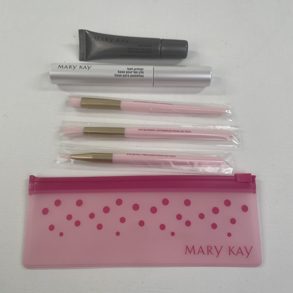 Mary Kay‎ 3 Piece Makeup Mini Essential Brush Set Bag & Eye Primer & Lash Primer